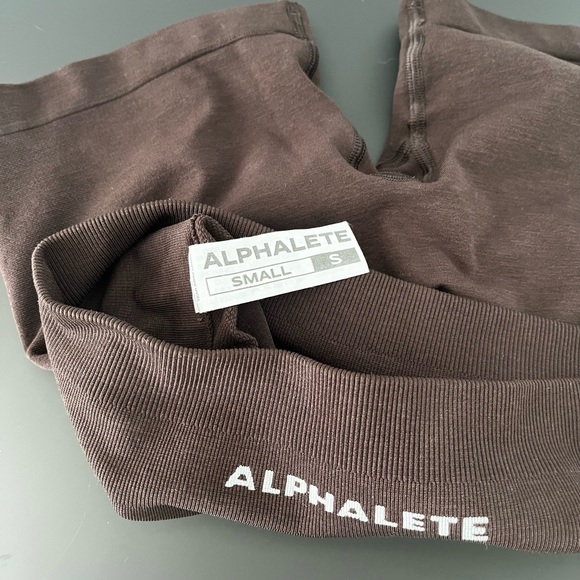 Amplify Short 4.5” - Picture 3 of 3